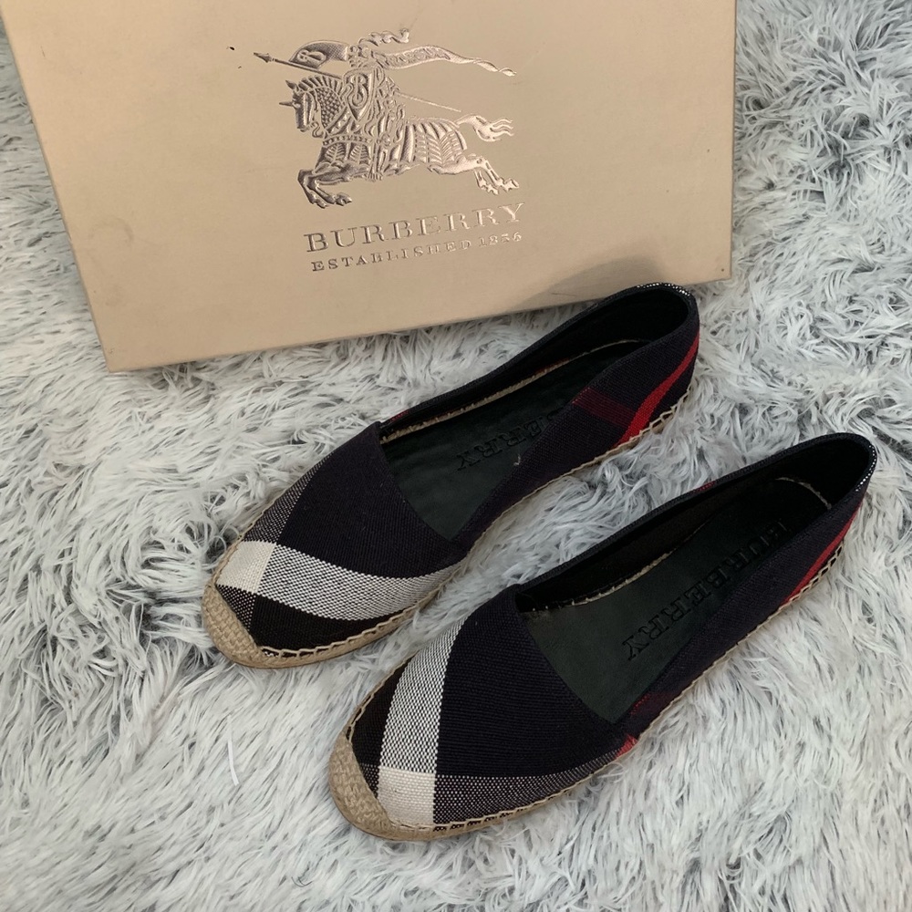 NWT- Ladies Burberry Espadrilles